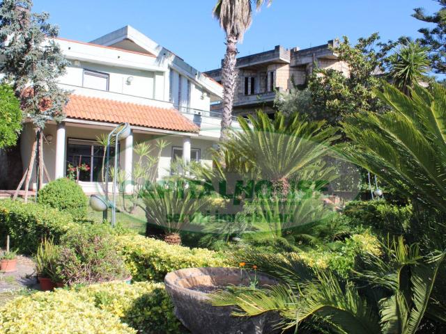 Villa Indipendente in affitto a Ottaviano, Campania