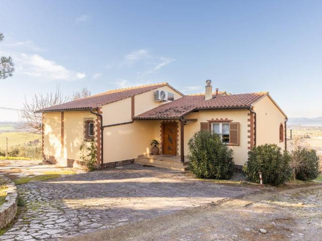 Villa Indipendente in affitto a Caselle, Paciano