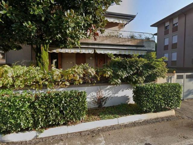 Villa Indipendente in affitto a San Bellino, Padova