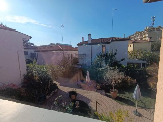 Villa Indipendente in affitto a Arcella, Padova