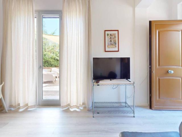 Villa Indipendente in affitto a Mondello, Palermo