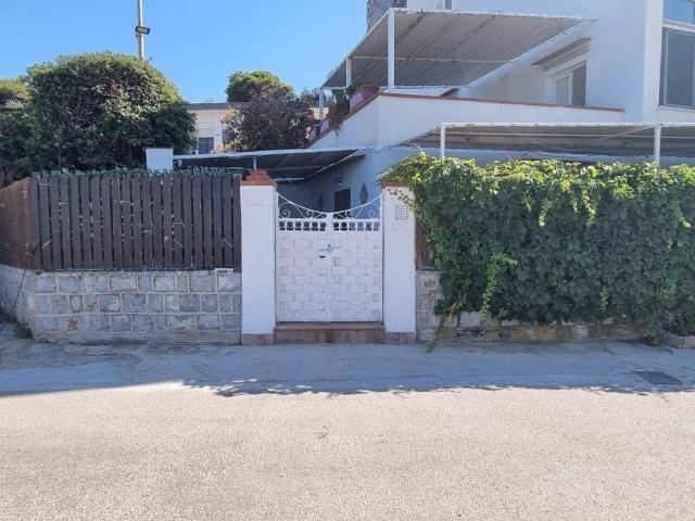 Villa Indipendente in affitto a VII Circoscrizione, Palermo