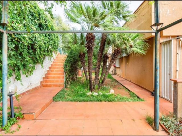 Villa Indipendente in affitto a Mondello, Palermo