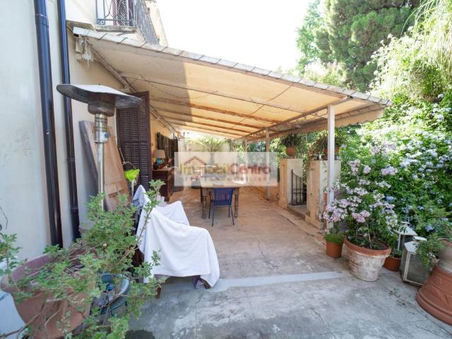 Villa Indipendente in affitto a V Circoscrizione, Palermo