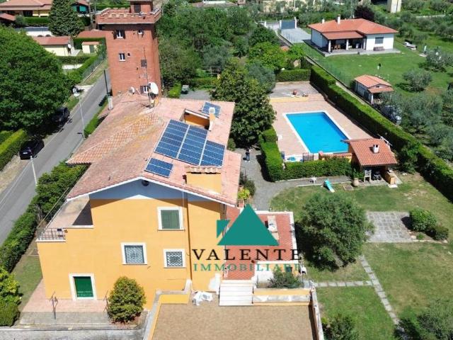 Villa Indipendente in affitto a Fontana Vazza, Roma Capitale
