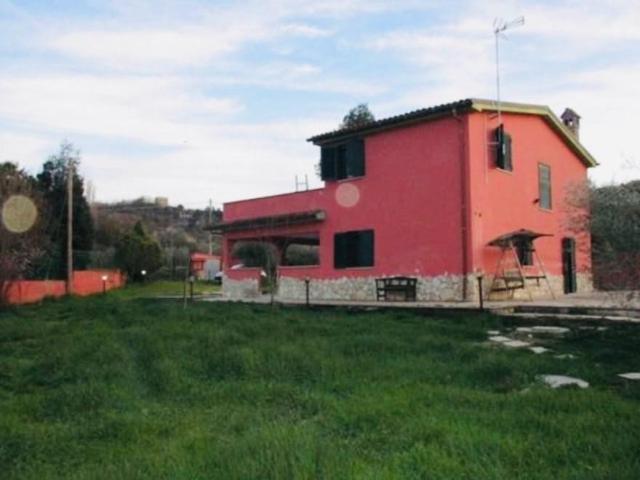 Villa Indipendente in affitto a Roma Capitale, Lazio