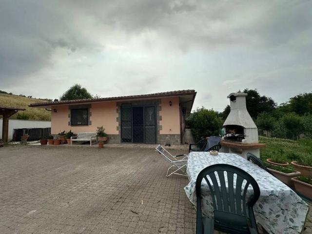Villa Indipendente in affitto a Roma Capitale, Lazio