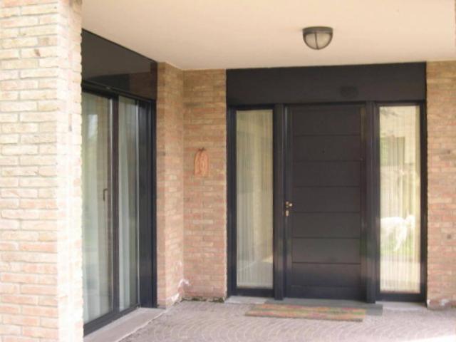 Villa Indipendente in affitto a Lubiana, Sorbolo