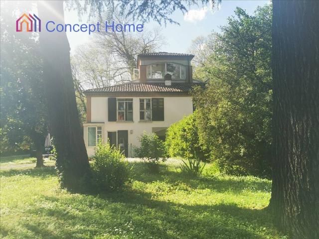 Villa Indipendente in affitto a Parma, Quartiere Bandini