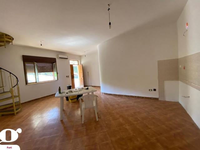 Villa Indipendente in affitto a San Paolo, Patti