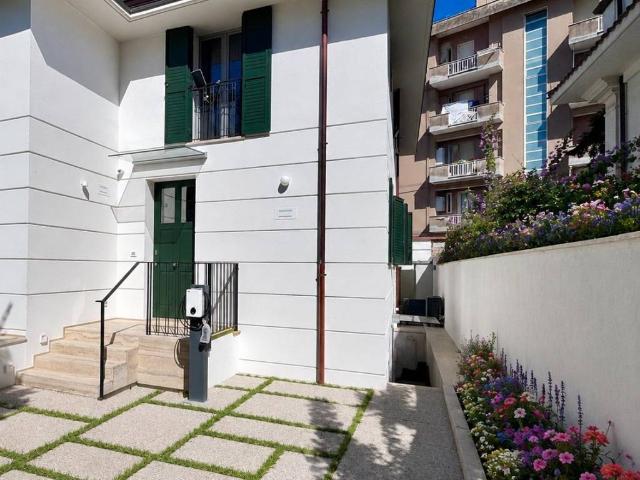 Villa Indipendente in affitto a Pescara, Abruzzo