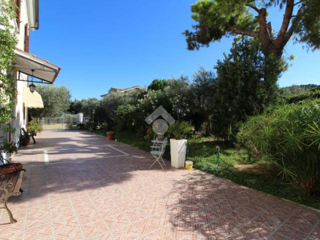 Villa Indipendente in affitto a San Silvestro, Pescara