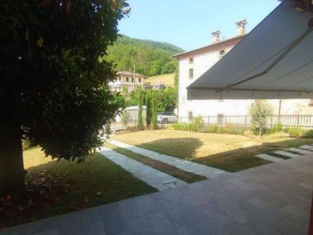 Villa Indipendente in affitto a Nibbiano, Reggio Emilia