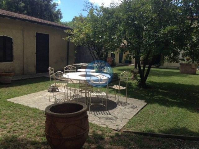Villa Indipendente in affitto a Tonfano, Toscana