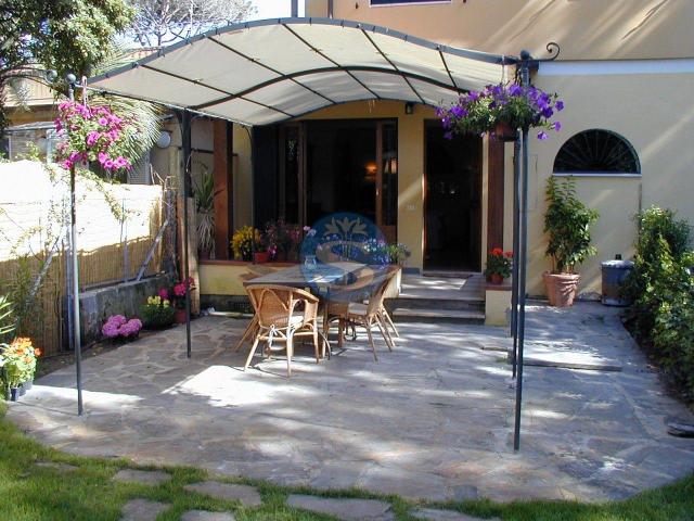 Villa Indipendente in affitto a Tonfano, Toscana