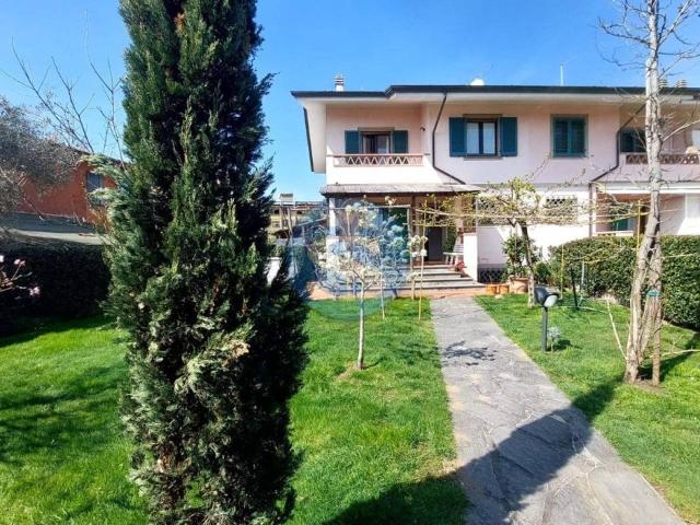 Villa Indipendente in affitto a Tonfano, Toscana