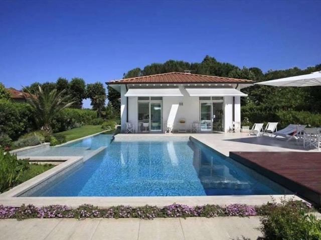 Villa Indipendente in affitto a Tonfano, Toscana