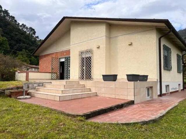 Villa Indipendente in affitto a Tonfano, Toscana