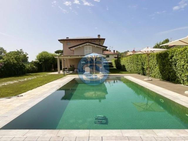 Villa Indipendente in affitto a Tonfano, Toscana