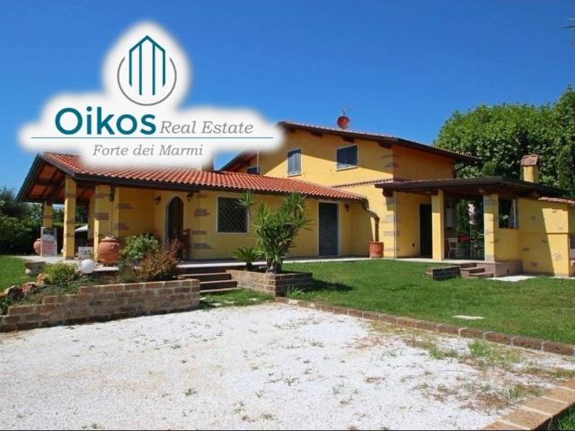 Villa Indipendente in affitto a Tonfano, Toscana