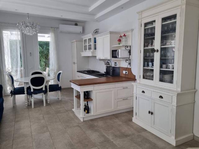 Villa Indipendente in affitto a Tonfano, Toscana