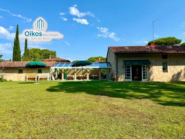 Villa Indipendente in affitto a Tonfano, Toscana