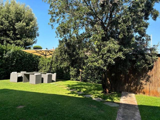 Villa Indipendente in affitto a Tonfano, Toscana