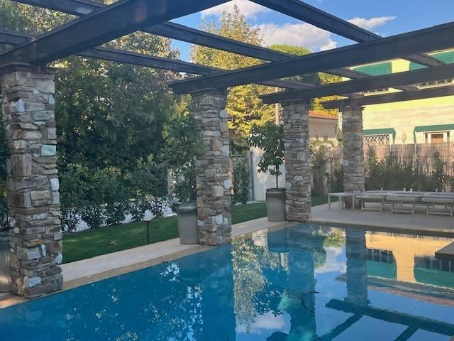 Villa Indipendente in affitto a Tonfano, Toscana