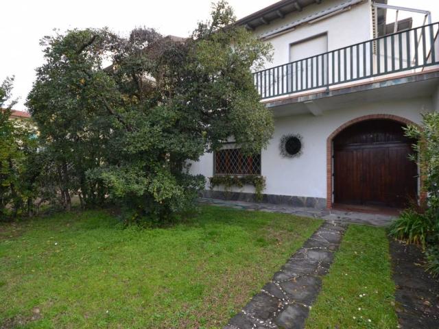 Villa Indipendente in affitto a Tonfano, Toscana