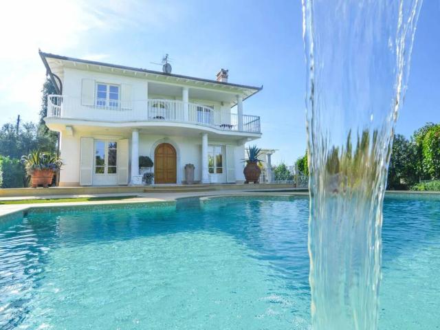 Villa Indipendente in affitto a Crociale, Tonfano