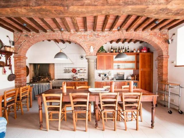 Villa Indipendente in affitto a Tonfano, Lucca