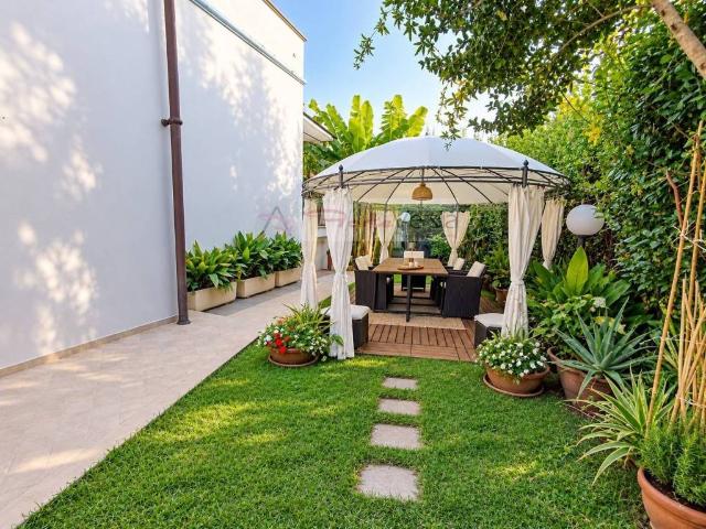 Villa Indipendente in affitto a Strettoia, Pietrasanta