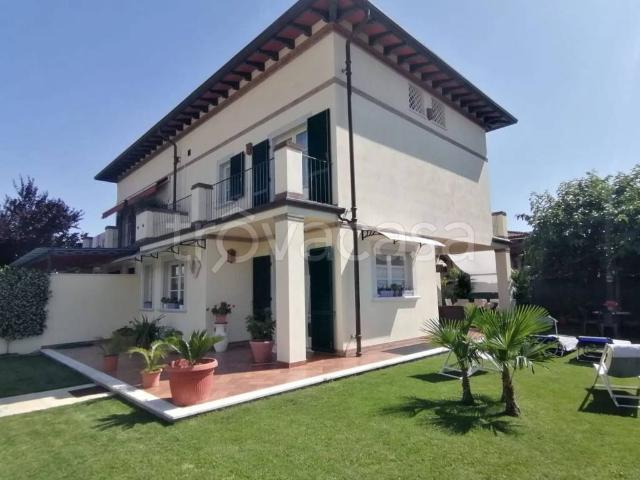 Villa Indipendente in affitto a Fabbreria, Campello Sul Clitunno