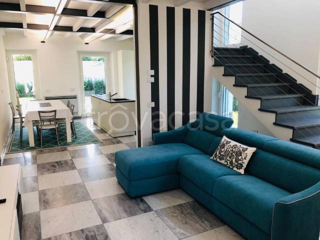 Villa Indipendente in affitto a Tonfano, Toscana