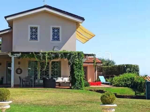 Villa Indipendente in affitto a Tonfano, Toscana
