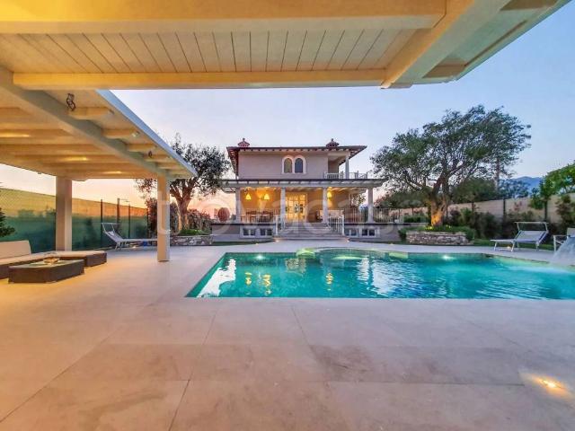 Villa Indipendente in affitto a Campello Sul Clitunno, Umbria
