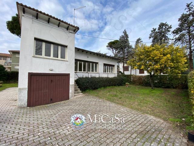 Villa Indipendente in affitto a Pisa, Toscana