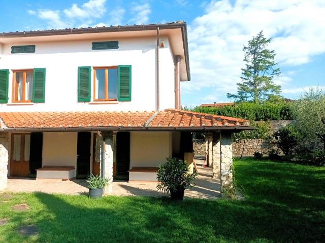 Villa Indipendente in affitto a Pistoia, Toscana