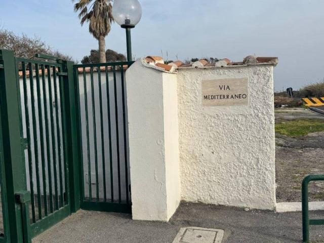 Villa Indipendente in affitto a Tognazzi, Roma Capitale