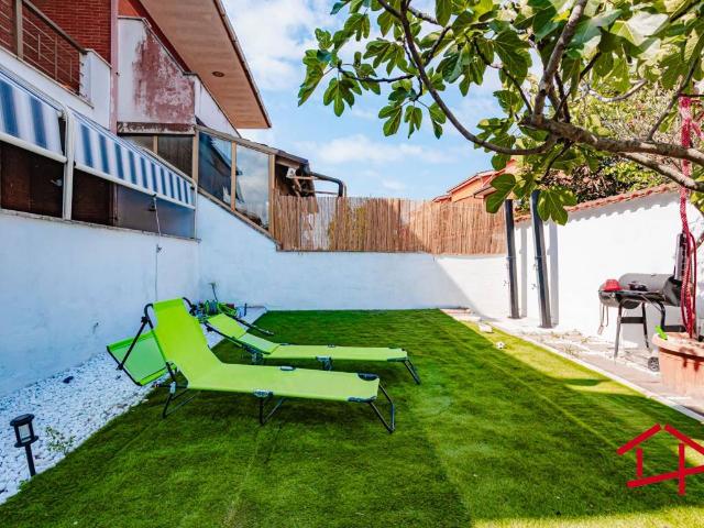 Villa Indipendente in affitto a Torvajanica, Roma Capitale
