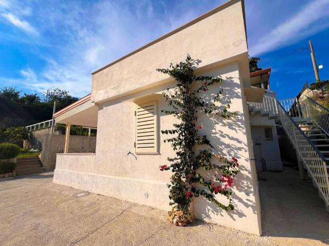Villa Indipendente in affitto a Toiano, Pozzuoli
