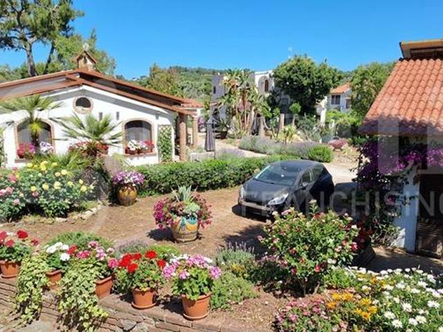 Villa Indipendente in affitto a La Schiana, Pozzuoli