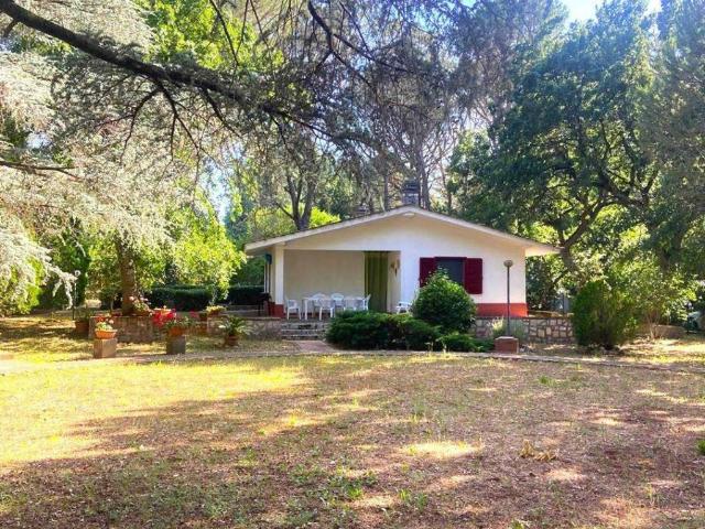 Villa Indipendente in affitto a Pin-Pen, Puglia