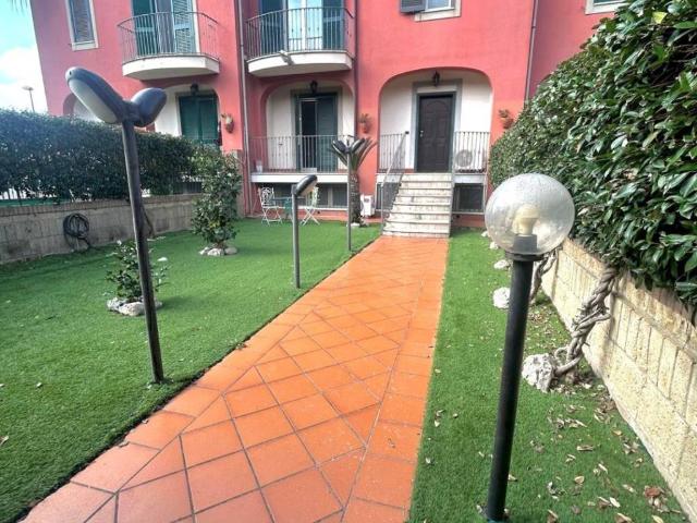 Villa Indipendente in affitto a Patatino, Quarto
