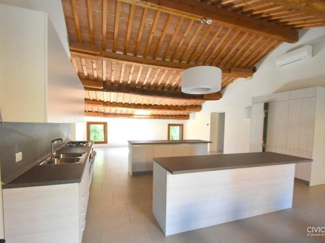 Villa Indipendente in affitto a Quinto Vicentino, Veneto