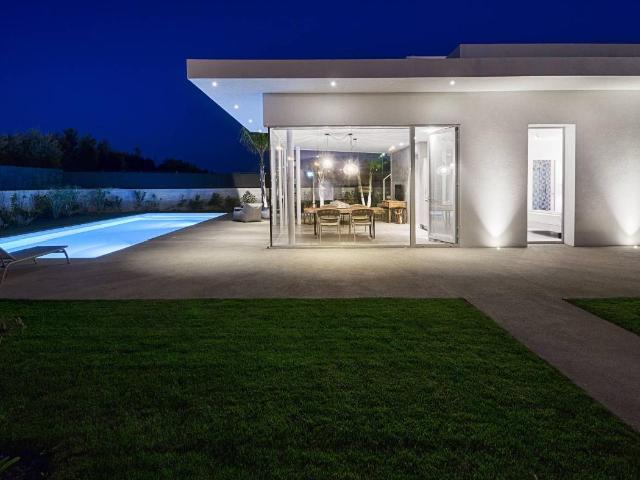 Villa Indipendente in affitto a Ragusa, Marina di Ragusa