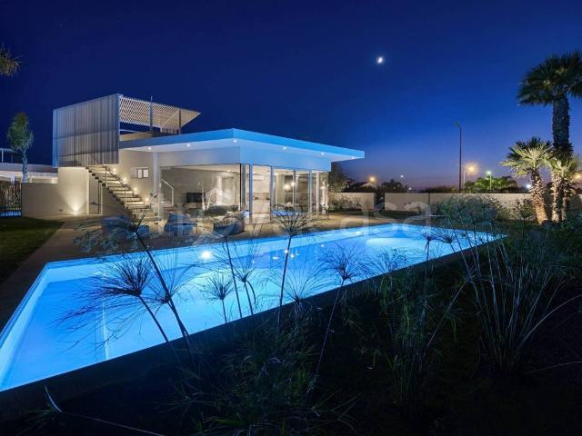 Villa Indipendente in affitto a Fabbreria, Cortaccione