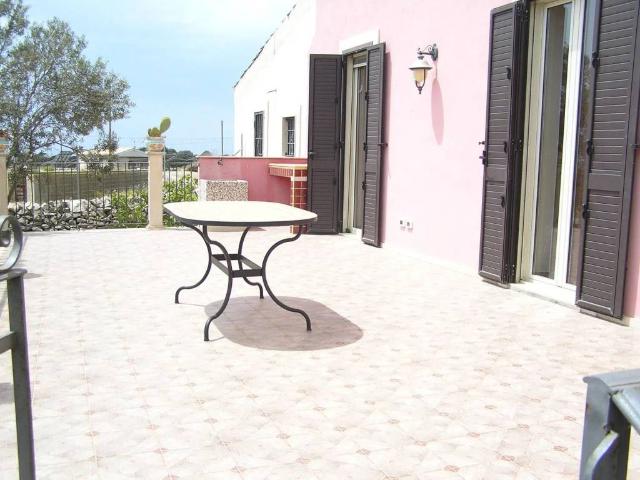 Villa Indipendente in affitto a Ragusa, Sicilia