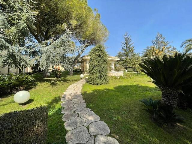 Villa Indipendente in affitto a Ragusa, Sicilia