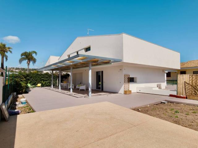 Villa Indipendente in affitto a Ragusa, Sicilia